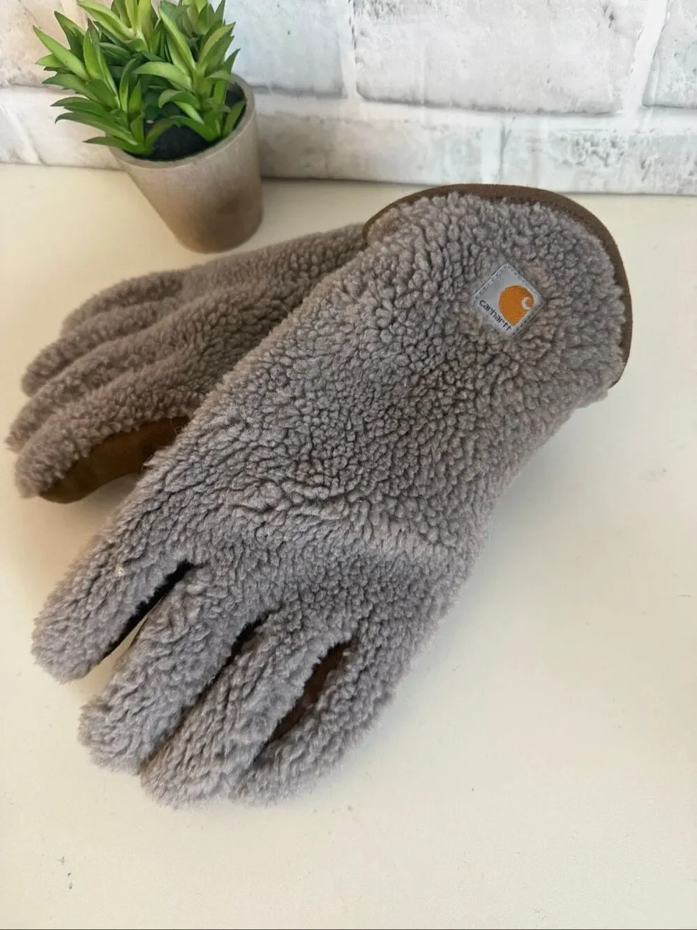 Carhartt Women's Sherpa Gloves Size Large